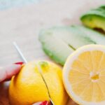 9 Beneficios para la salud de consumir limones